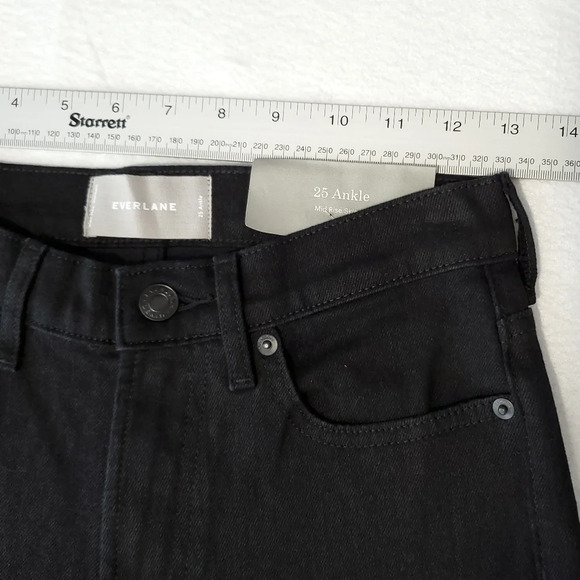 Everlane Mid Rise Ankle Skinny Jeans in Black - Picture 4 of 7